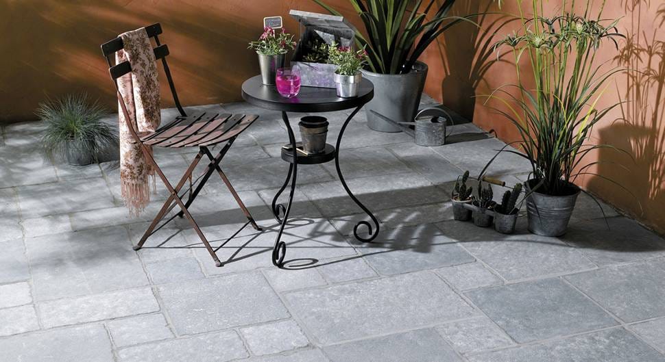 Dallage extérieur : bien choisir le sol de votre terrasse