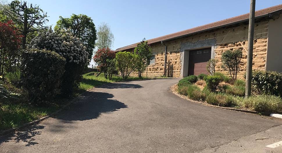 Rénover une maison en pisé : ce qu’il faut savoir