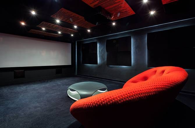 Aménager un garage en home cinema