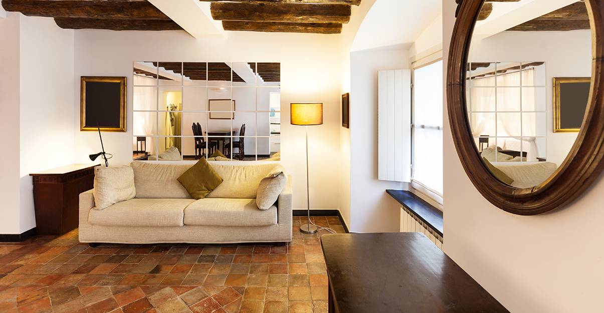 Rénovation longère : le charme des tomettes