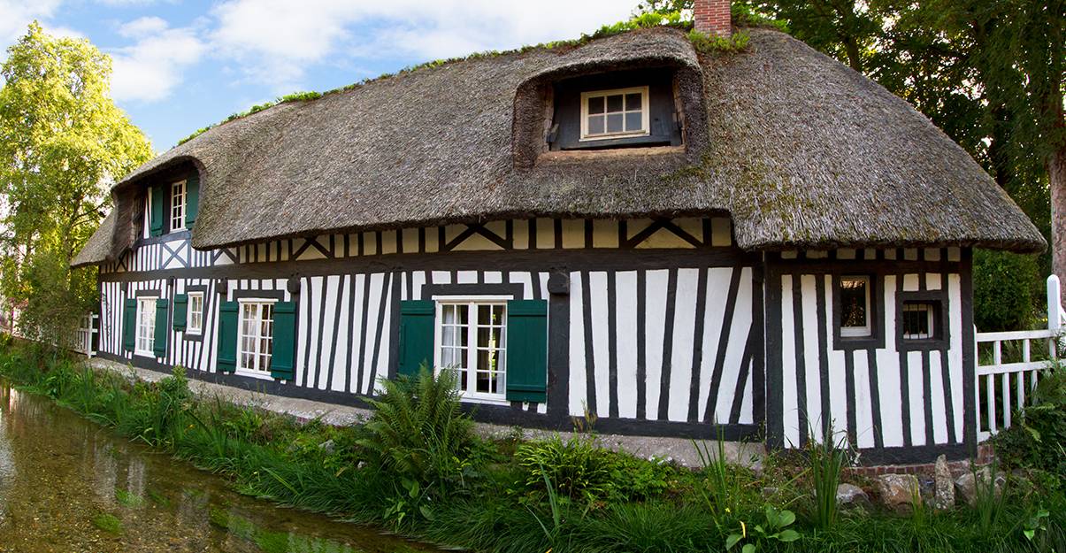 Reprendre les joints entre les colombages pour gagner en éclat et en efficacité énergétique