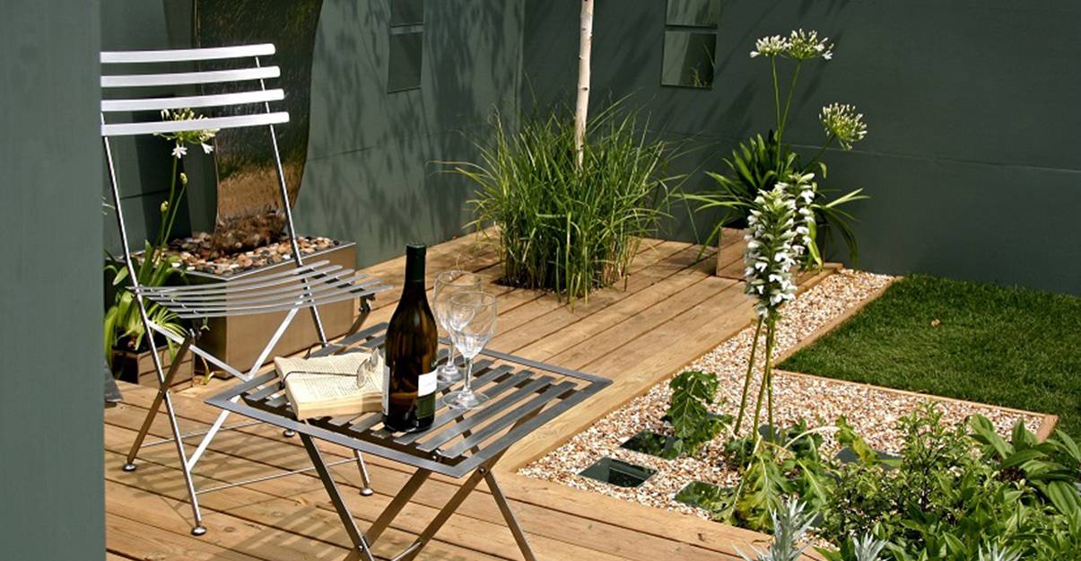 Petit jardin : pensez compact pour le mobilier