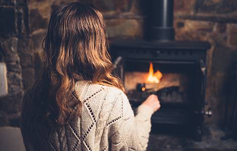 Le poêle à bois, l’atout cosy et déco de la maison