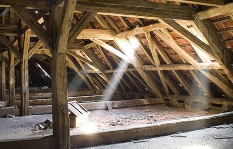 Aménagement des combles : la question de la lumière