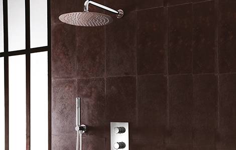 Matériel complémentaire : la colonne de douche