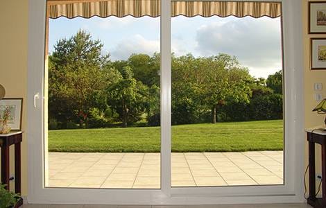 Choisir une baie vitrée : l’ouverture coulissante