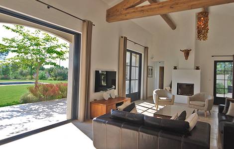 Choisir une baie vitrée : l’ouverture à galandage