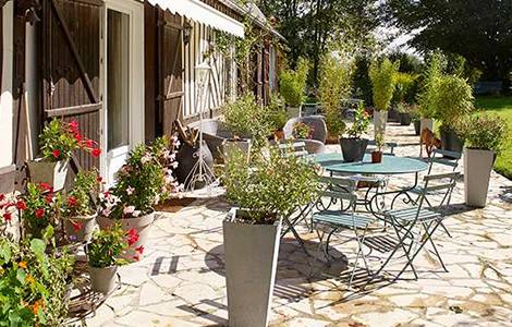 Une terrasse en pierre