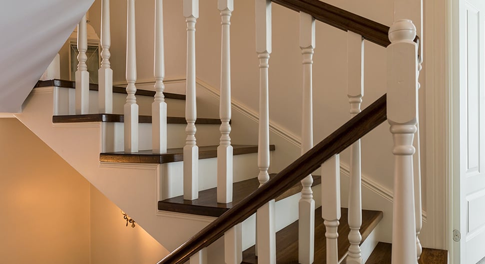 Escalier en bois rénové