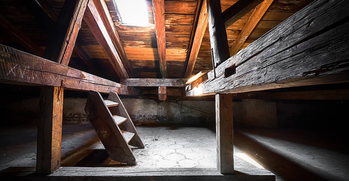 Techniques d'isolation des combles perdus