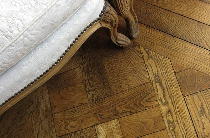 Rénovation d’appartement haussmannien : parquet marqueté