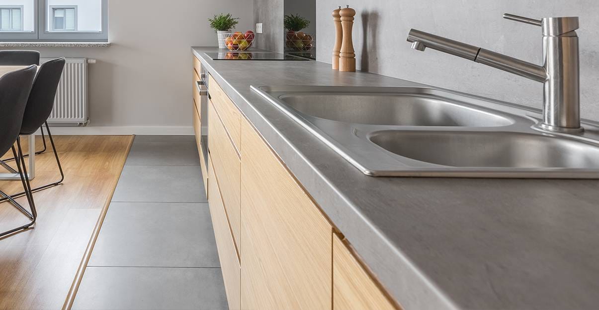 Un plan de travail imitation béton ciré