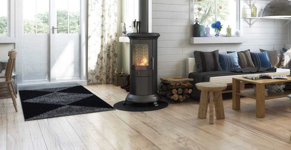 Mixer énergie solaire et poêle à bois pour assurer la couverture des besoins