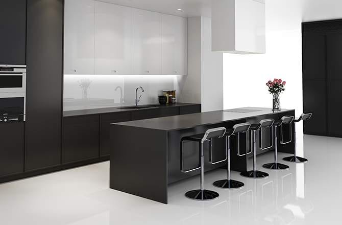 cuisine noire avec îlot