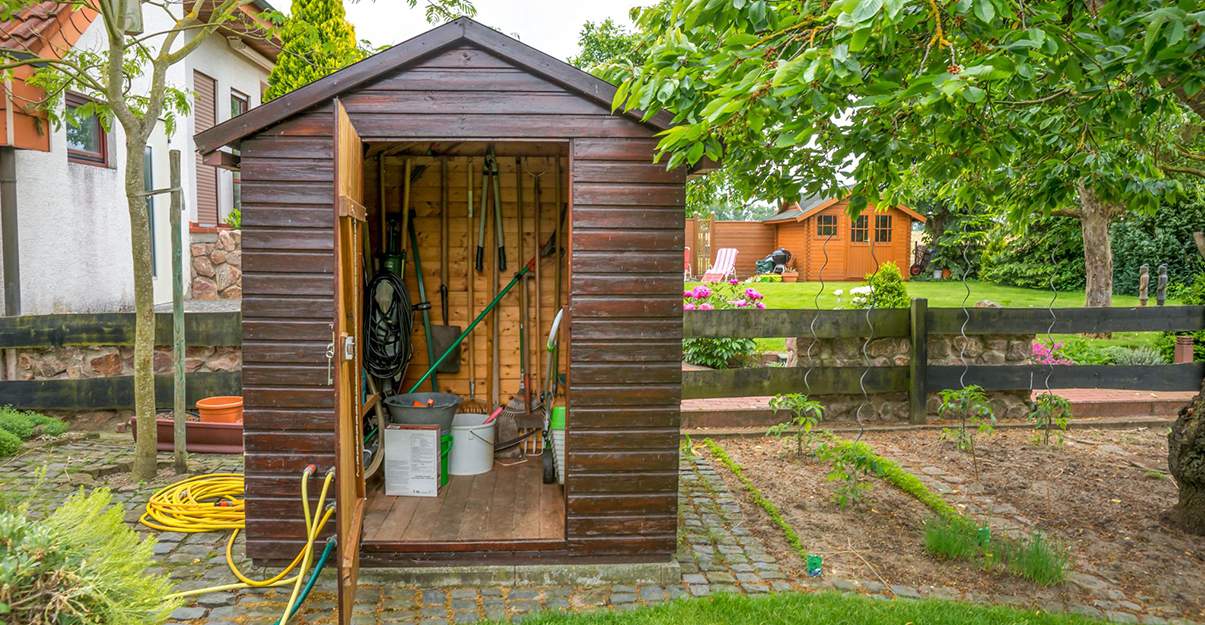 Abri de jardin : pensez aux réseaux