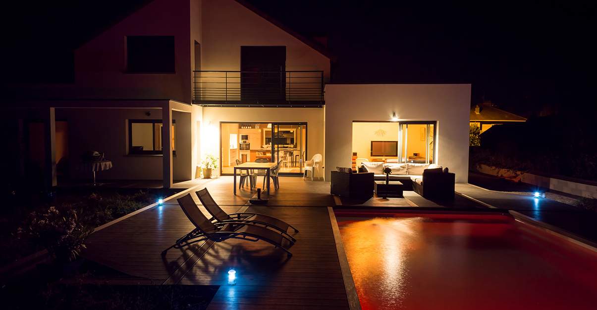 domotique au jardin et éclairage automatique