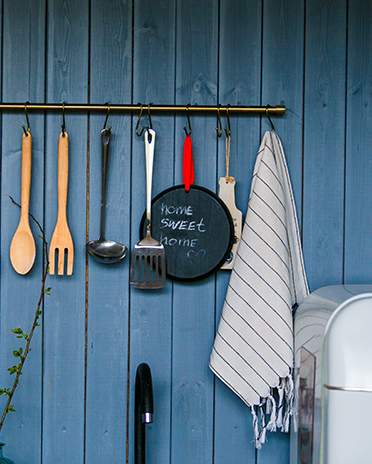 cuisine bleue ambiance bois