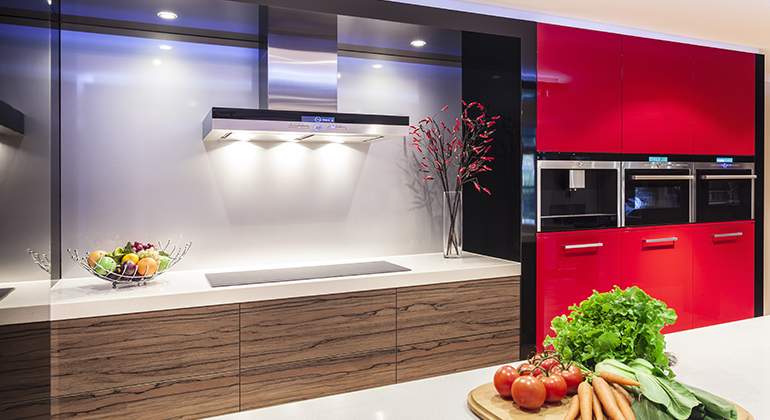 cuisine rouge et bleue