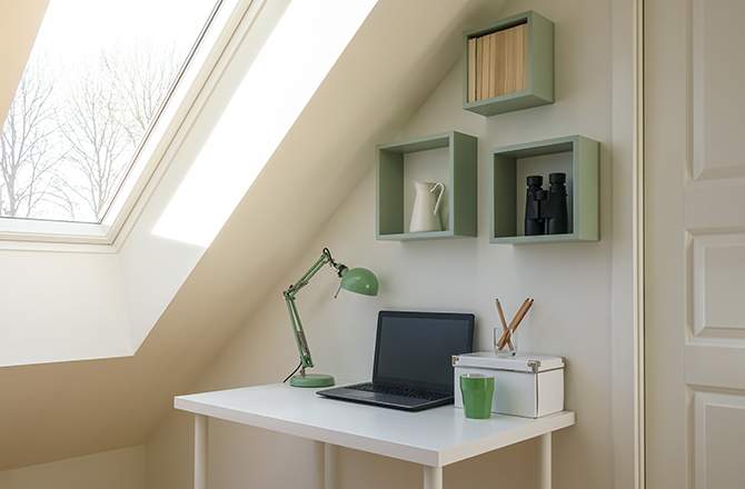 Décoration des combles : apporter de la couleur par touche