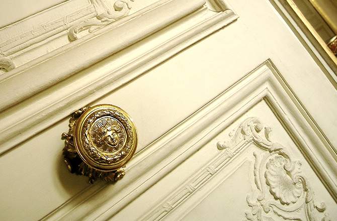 Rénovation intérieur maison ancienne : misez sur les boutons de porte
