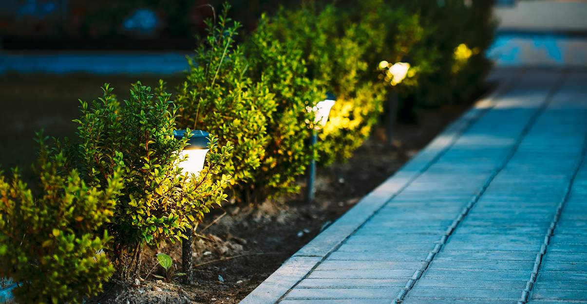 Choisir ses éclairages extérieurs : les potelets