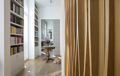 Le claustra ou comment cloisonner son entrée avec style