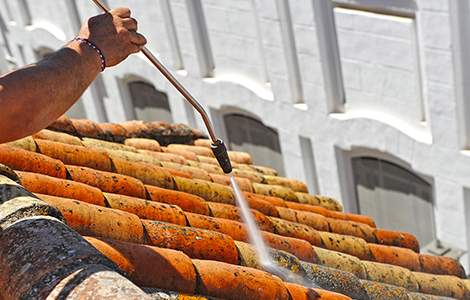 Artisan couvreur et nettoyage de toiture