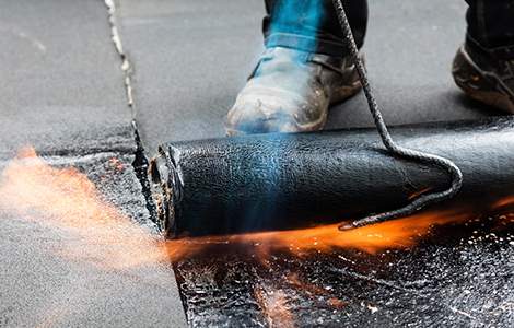 La membrane bitumineuse (pour une étanchéité à chaud)