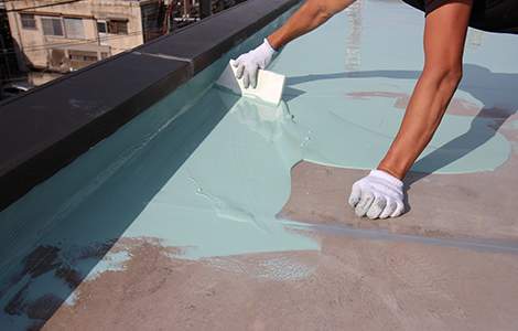 La membrane élastomère (pour une étanchéité à froid)