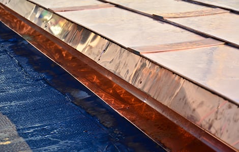 Aménager un toit terrasse : vérifier l'étanchéité