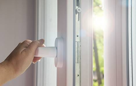 La baie vitrée en PVC