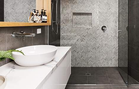 Le receveur à carreler, pour toutes les formes et un rendu extra plat