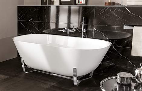 Baignoire ilot compacte pour petite salle de bain