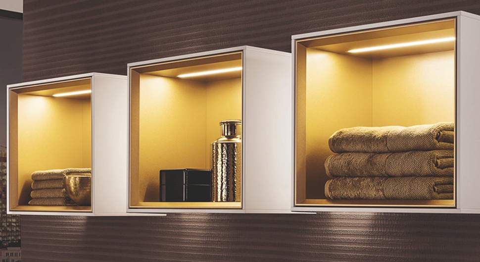 Rangement optimisé dans la salle de bain 