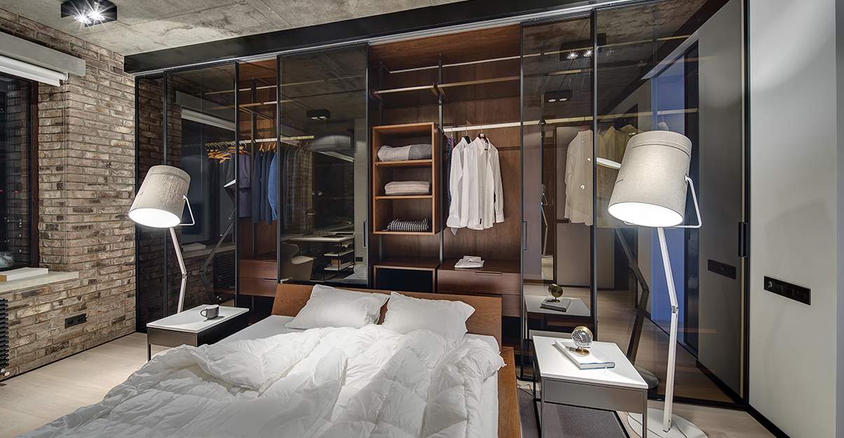 une chambre d'amis agréable avec dressing