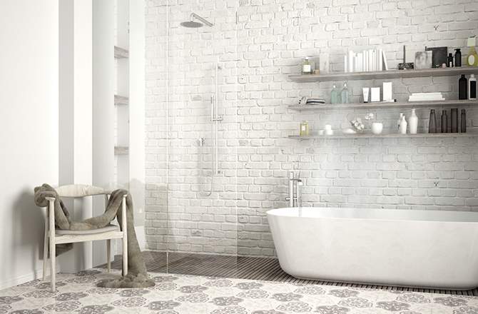 Salle de bain blanche et beige