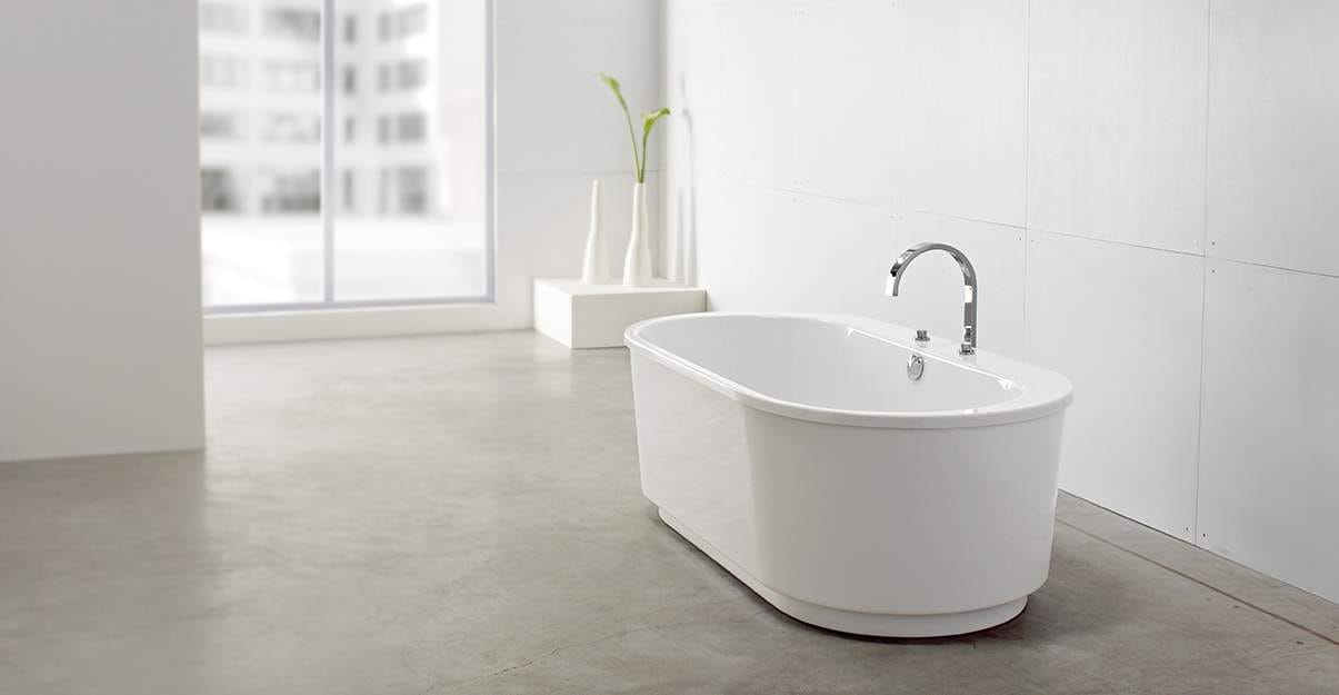 Béton ciré : un sol de salle de bains moderne