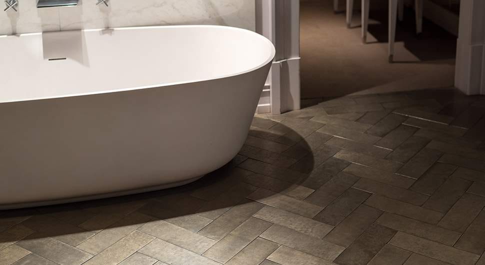 Choisir son sol de salle de bains