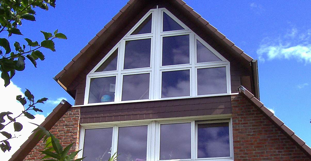 Surélévation dans la prolongation du style de la maison