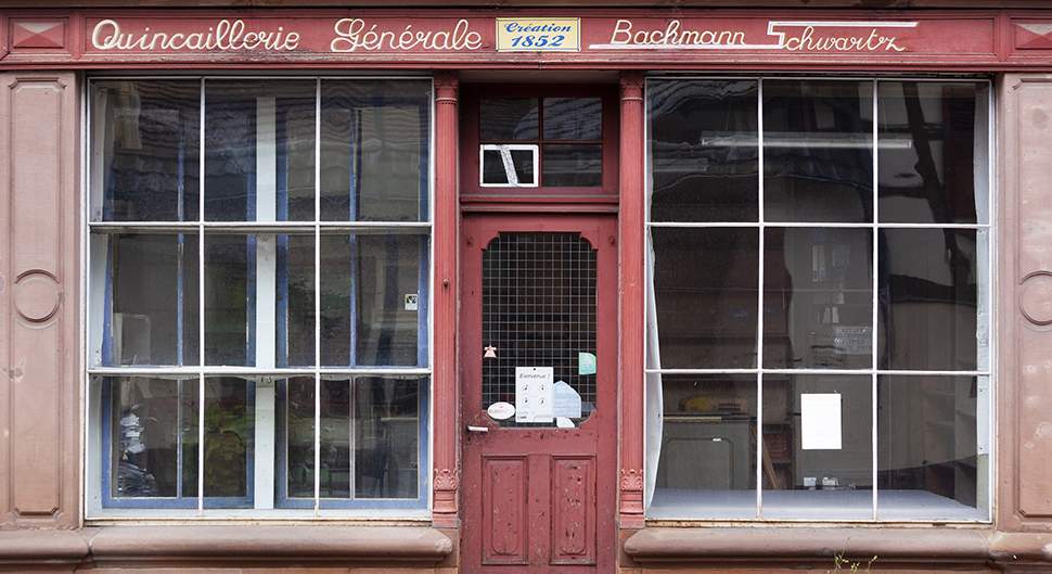 Rénovation d’un local commercial en appartement 