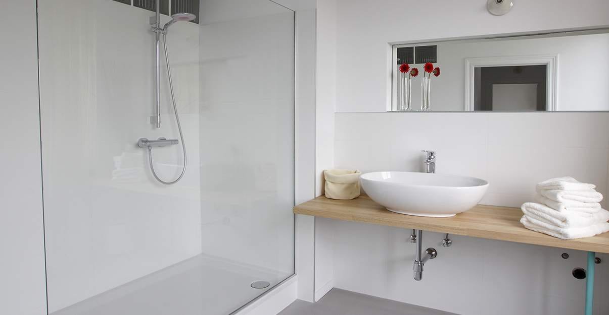 Remplacer sa baignoire par une douche : la taille