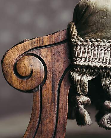 Style Classique-chic - détail fauteuil Voltaire - Saint-Gobain.fr