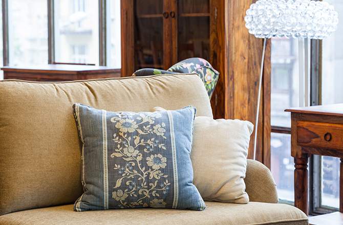 Style Campagne-chic coussins champêtre - La Maison Saint-Gobain