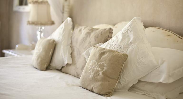 Style Campagne-chic - linge de maison en lin - La Maison Saint-Gobain