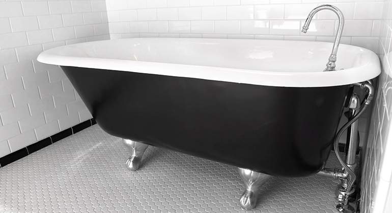 Style vintage - baignoire sabot - La Maison Saint-Gobain