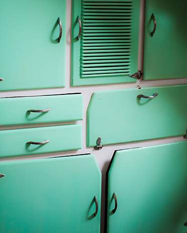 Style vintage - meuble cuisine - La Maison Saint-Gobain