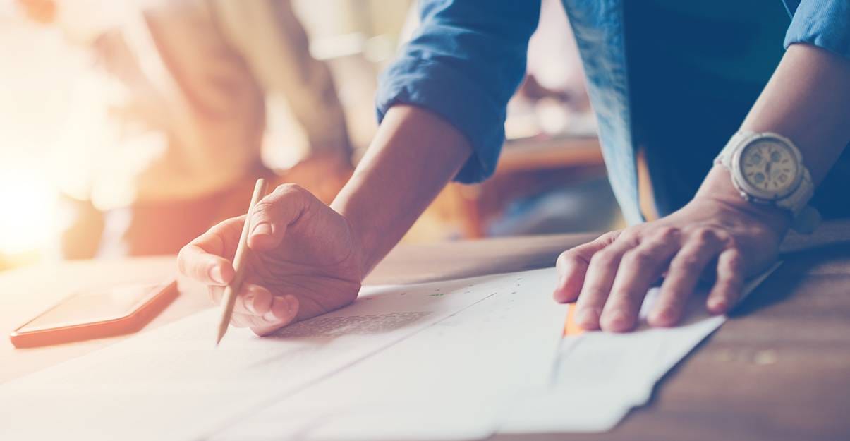 Un exemplaire d’attestation de TVA par entreprise est nécessaire