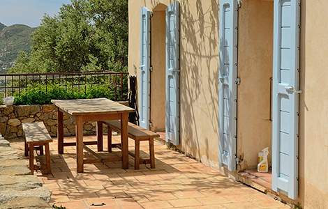 Pente mal définie et joints d’étanchéité abimés