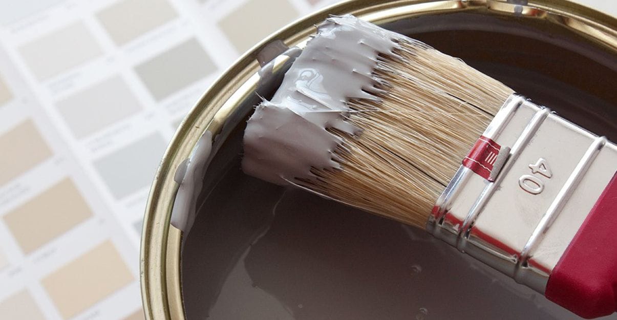Etape importante : la mise à la teinte de la peinture