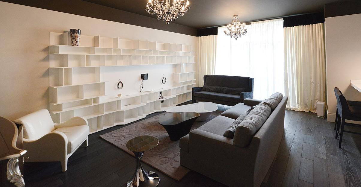 Peinture et volume du salon : écraser la pièce